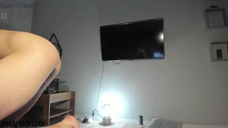 horny_jerk_roy_prick2001  08-03-2022